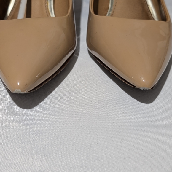 Coach Women's Beige Patent Leather Heels - Picture 6 of 8